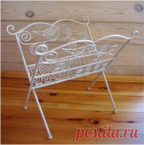 Газетницы в стиле Прованс и Кантри для дизайна интерьера квартиры, дома, дачи, кухни, столовой, спальни и гостиной, а также для ресторанов, магазинов, гостиниц и баров можно недорого купить в интернет магазине Уголок Прованса в Москве