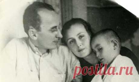Согласно официальной биографии Берии, у него были один брак и один сын. Однако на самом деле Серго мог быть далеко не единственным ребенком Берии. По крайней мере, некоторые очевидцы событий утверждали, что, кроме Серго, у министра было еще двое детей.
