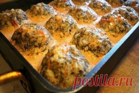 Тефтели с подливкой из фарша с рисом в духовке с грибами рецепт с фото