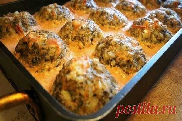 Тефтели с подливкой из фарша с рисом в духовке с грибами рецепт с фото