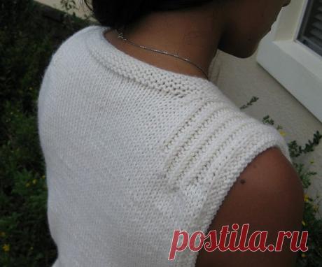 Soleto Vest pattern by Nitza Coto