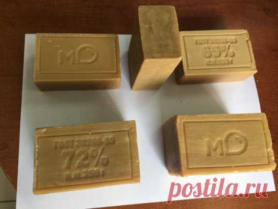 Для чего нам хозяйственное мыло?
На прилавках многих отечественных магазинов до сих пор можно увидеть невзрачные, коричневого цвета куски хозяйственного мыла. Стоит этот продукт копейки, запах оставляет желать лучшего, при изобилии современных моющих средств, кажется, что данный товар совершенно не конкурентоспособный на рынке.
Продолжение на сайте: https://posovetuyu.ru/dlya-chego-nam-xozyajstvennoe-mylo.html