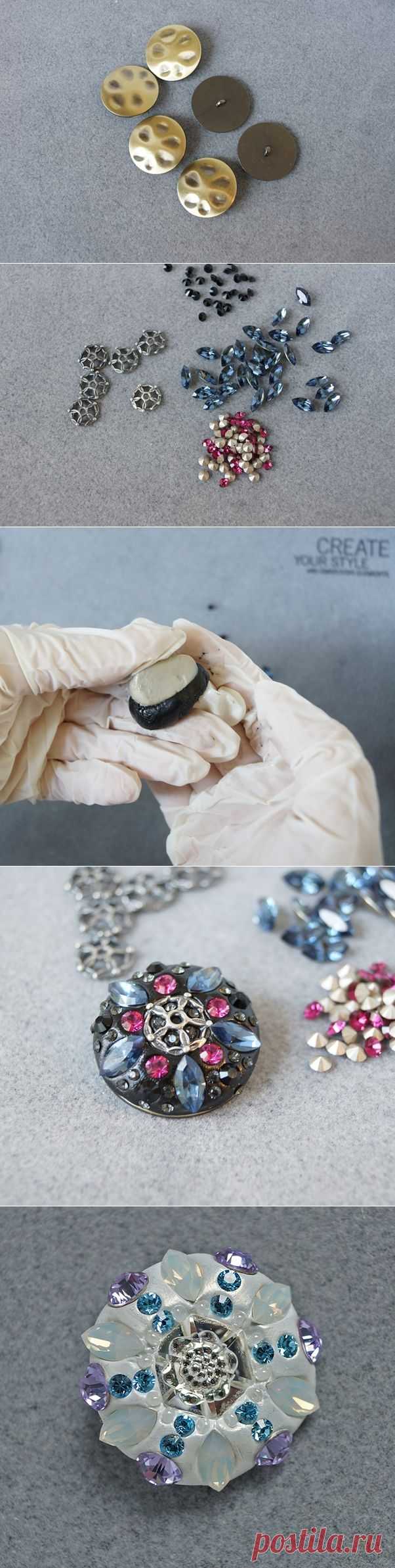 Пуговицы и брошь с инкрустацией кристаллами Swarovski® / Мастер-классы / Swarovski Elements