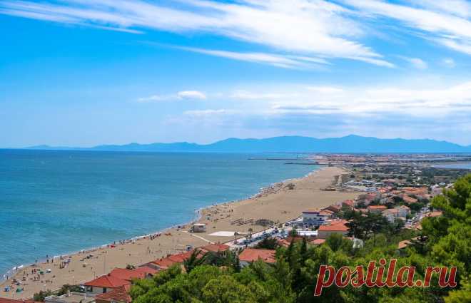Panoramio - Photo of Leucate, la plage vue de la falaise