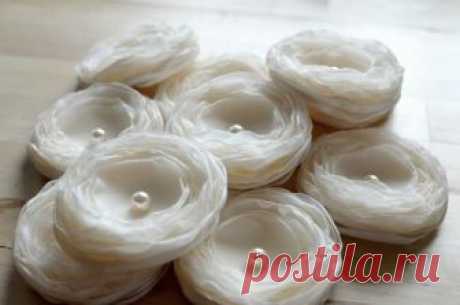 Sheer voile sew on flower appliques, wedding flowers, fabric flowers, flowers for crafts, floral embellishments (3pcs)- LARGE CREAM IVORY Handmade organza flowers- sew on appliques    Diameter- approximately 2.5;    Materials used- satin, sheer voile, glass pearl beads;    Colors- ivory satin, cream ivory sheer voile, ivory bead;    Quantity- 3pcs;    Versatile- can be used for various sewing, embellishing, decorating