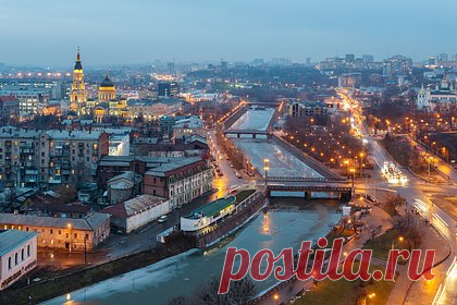 В Харькове дерусифицировали более полусотни улиц. В Харькове на Украине местными властями было переименовано более полусотни улиц из-за связи топонимов с Россией. Об этом рассказала депутат Верховной Рады Ирина Геращенко в своем Telegram-канале. Она назвала это решение «самым большим деколонизационным пакетом» в истории города.