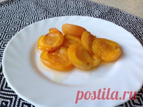 Максимум вкуса: Абрикосы, запеченные с вином и сахаром