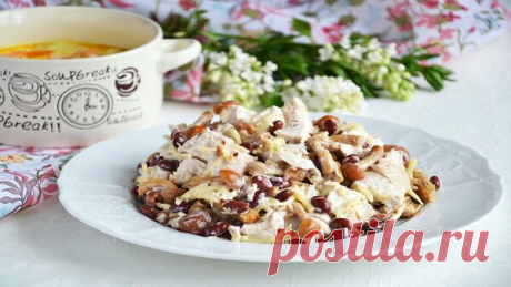 Быстрый салат с грибами, фасолью, сыром и сухариками | Огород на подоконнике | Яндекс Дзен