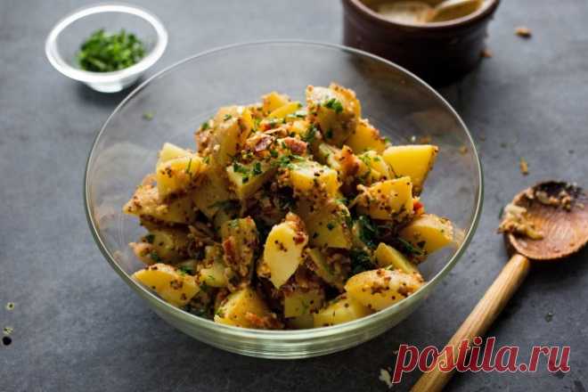 ​Картофель с беконом и луком