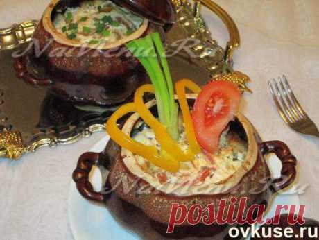 Жаркое с мясом в горшочках