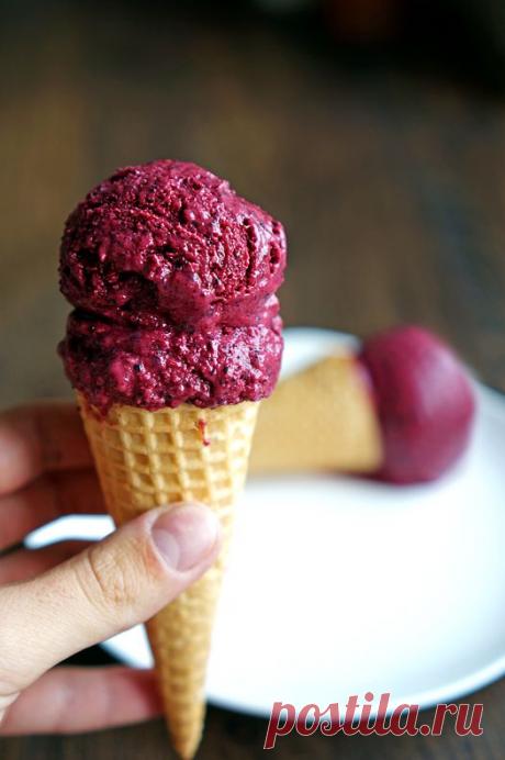 Ягодное мороженое со сгущенным молоком | Andy Chef - фуд-блог и интернет-магазин