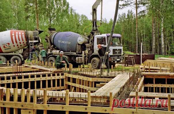 Новости интеллектуального развития: УПЛОТНЕНИЕ БЕТОННОЙ СМЕСИ