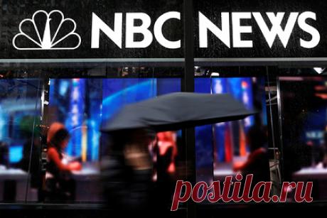 Троих телеведущих обвинили в потворстве домогательствам. Троих ведущих шоу Saturday Night Live на телеканале NBC обвинили в том, что они потворствовали домогательствам к подростку со стороны их коллеги 20 лет назад. Обвинительница утверждает, что ведущий шоу Горацио Санс целовал и трогал ее против ее воли при коллегах, которые якобы знали о том, что она несовершеннолетняя.