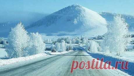 Снежное королевство!!!
Александр Полянский
Зимняя дорога из Холмска в Южно-Сахалинск. Хоть открытки печатай - С Новым годом, С Новым счастьем!