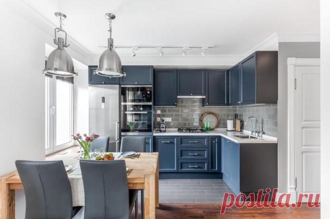 Как можно оформить 2-комнатную квартиру американском стиле Анна поделилась результатом обустройства двухкомнатной квартиры. Далее рассказ приводится с ее слов.
Квартира расположена в типовой «панельке». В процессе ремонта перепланировка была минимальной: толь...