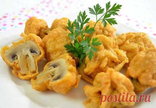 Шампиньоны в хрустящем кляре (без яиц)