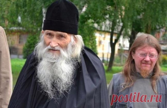 Старец-затворник предсказал будущее Украины