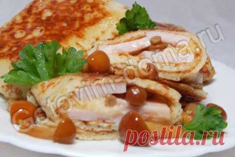 Блинчики с грибами и сыром