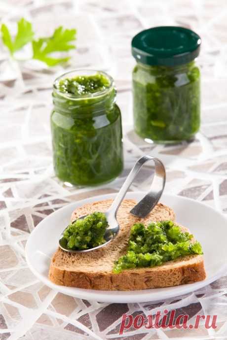 Рецепты аджики из овощей и фруктов: остро и вкусно!