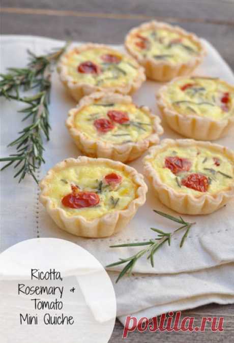 15 Christmas Breakfast Ideas - Christmas Brunch Recipes - Country Living