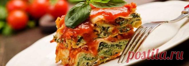 Лазанья со шпинатом и капустой брокколи • Рецепт Эта сытная лазанья со шпинатом и капустой брокколи под вкусным соусом готовится в духовке просто и быстро.