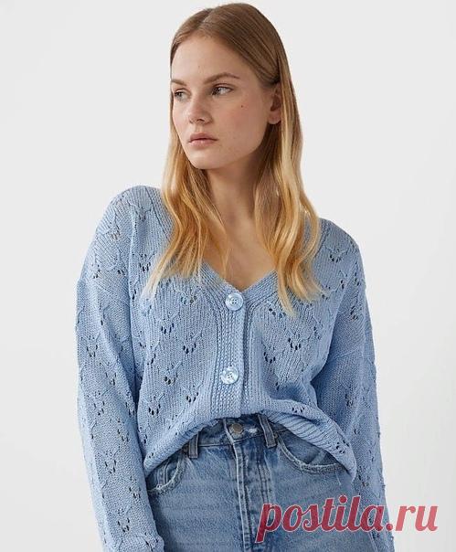 Новый узор в копилочку, милый и не избитый.
На схеме представлены только лицевые ряды, в условных обозначения не расписаны перекрещивания петель в 9,19 и 29 рядах