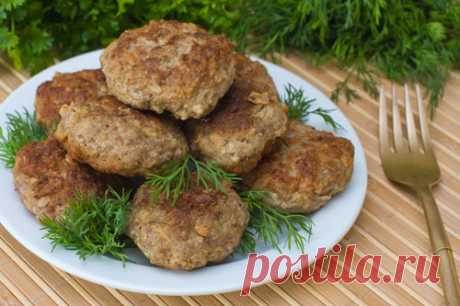 Вкусные домашние котлеты: 5 рецептов для всей семьи