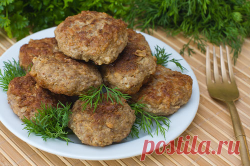 Вкусные домашние котлеты: 5 рецептов для всей семьи