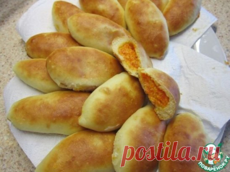 Пирожки с морковной начинкой
От моей бабушки, прабабушки, прапрабабушки... "С чем пирожки?" - самое первое, чем мы интересуемся, пробуя горячий пирожок.
Этот рецепт не столько о самих пирожках, сколько о НАЧИНКЕ.
У каждого человека есть своя любимая начинка в пирожках.
У моей дочке - это капуста, сынуля предпочитает мясо, ну а моя любимая - это нежная, сливочная морковка.
Источник: https://www.povarenok.ru/recipes/show/97132