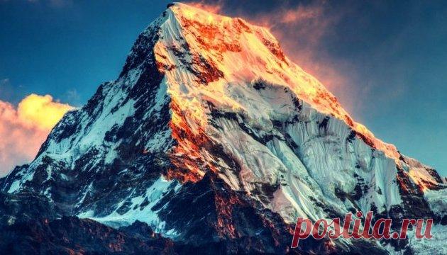 На Эвересте произошло мощное землетрясение