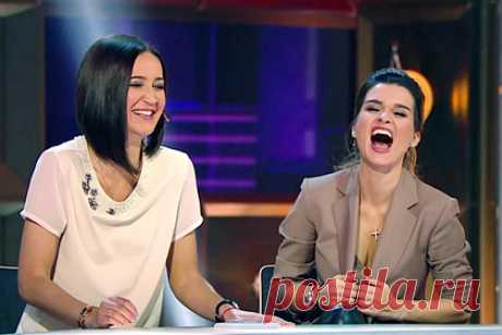 Ведущие «Дома-2» обвинили Бузову во лжи об уходе с проекта. Ведущие популярного реалити-шоу «Дом-2» Ксения Бородина и Влад Кадони уличили свою бывшую коллегу Ольгу Бузову во лжи. По их словам, певица предупредила об уходе с проекта за несколько часов до эфира, а не за несколько недель, и таким образом поставила всех в неудобное положение.