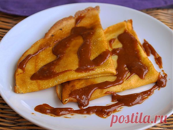 Крепы с карамельным соусом.