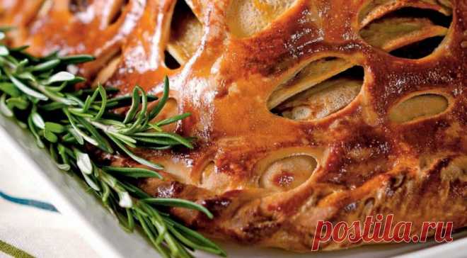 Традиционно русская: кулебяка со сложной мясной начинкой — Вкусные рецепты