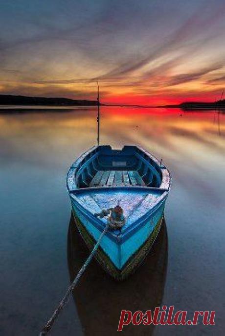 Человек ценен, когда его слова совпадают с его действиями.

Оскар Уайльд


Aiemo featuring Sandra Hakky – Dreaming Eyes (Vocal Mix)