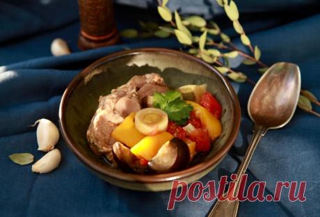 Как добиться того, чтобы лишняя вода вовремя уходила из организма: 7 основных причин задержки жидкости и 14 полезных продуктов | Nice&Easy | Дзен