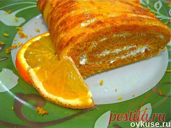 Морковно-апельсиновый рулет с творожной начинкой