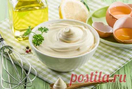 Самый вкусный и легкий майонез для салатов на Новый год: готовить всего 2 минуты Этот рецепт воздушного домашнего майонеза станет палочкой выручалочкой каждой хозяйки. Новый год 2022 все ближе, и каждая хозяйка готовит меню заранее. Мно...