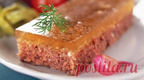 Холодец и мясное заливное к новогоднему столу