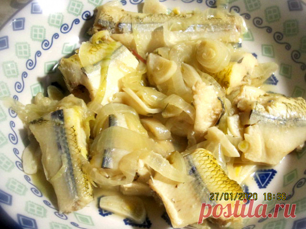 Рыба по-Сахалински: попробуйте, не пожалеете)) + Рыба в Карельском стиле Танцы от плиты и до компа !! Хочу предложить вашему вниманию рецепт приготовления рыбы. Рецепт прост до безобразия. Готовлю часто рыбу беру разную.Рыбу можно брать любую ,хороша в этом рецепте треска, или минтай. Я взяла сегодня , то что было свежее (не замороженное ) в магазине.Корюшку . Рецепт...