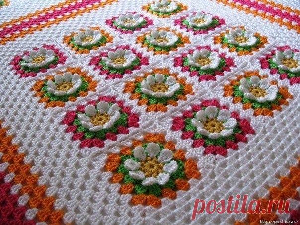 Запись на стене ПОКРЫВАЛО ИЗ БАБУШКИНОГО КВАДРАТА С ЦВЕТАМИ#вязание #рукоделие #крючок