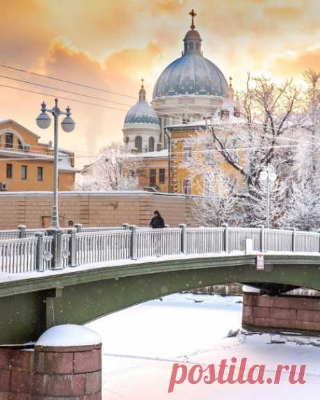Красноармейский мост и Троицкий собор

natalia_krasnova_