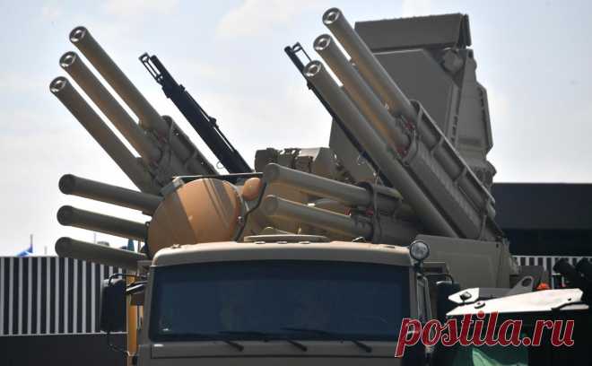 Суд в Петербурге взыскал ₽14 млн с офицера, ударившего «Панцирь-С» о мост. Санкт-Петербургский гарнизонный военный суд взыскал в общей сложности ₽14 млн с военнослужащего, командира зенитной ракетно-артиллерийской батареи, который допустил столкновение боевой машины с пролетом одного из городских железнодорожных мостов.