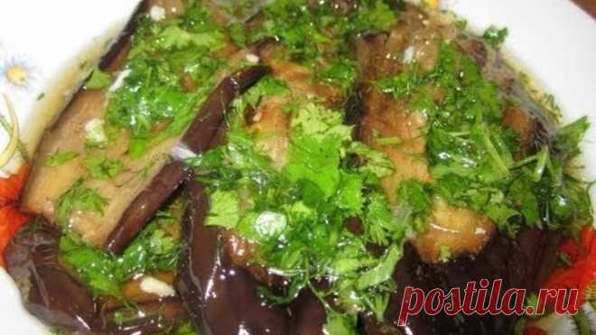 Баклажаны в уксусно-чесночном соусе с кинзой. Грузинская кухня.