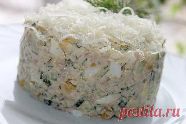 Как приготовить салат из печени трески с кукурузой - рецепт, ингредиенты и фотографии