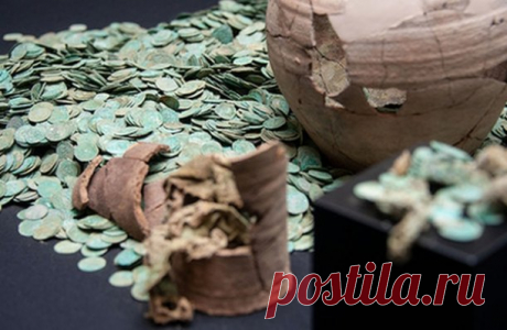 Крупнейший клад монет средневековья подняли в ФРГ