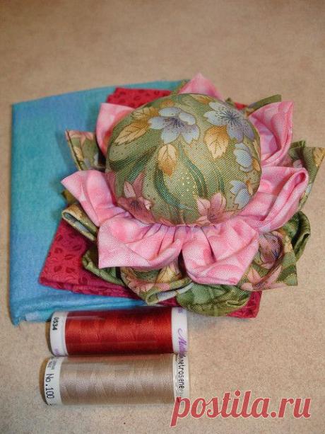 Pin Cushion Swap - 2009 001 | Flickr - Photo Sharing!