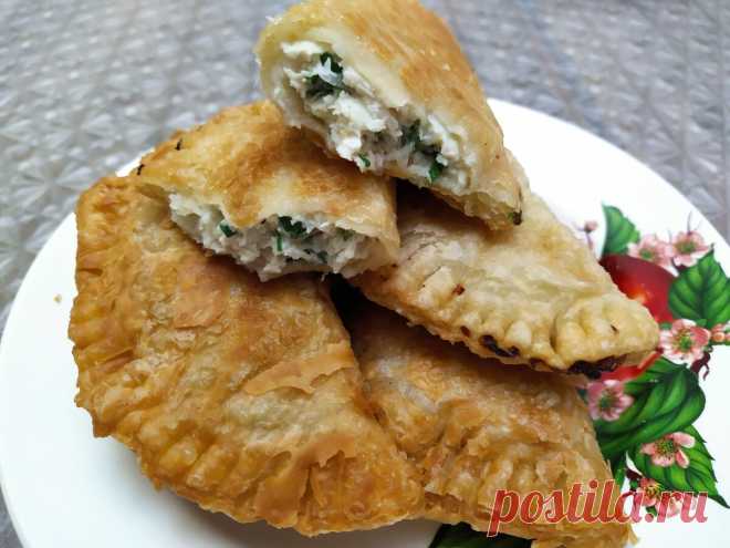 Хрустящие, полные мяса чебуреки из слоёного теста - вкуснее и проще не придумать. Фото и видео | Вкусно и полезно | Яндекс Дзен