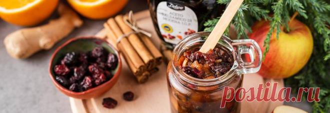 Obuolių ir spanguolių čatnis su balzamiko actu