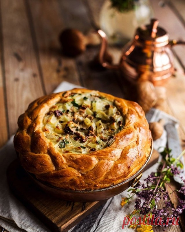 Пирог с картофелем и грибами