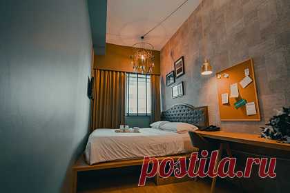 Россиянам предложат маленькие квартиры. Размеры новых квартир в России стремительно сокращаются. По данным ЦИАН, сильнее всего за последний год уменьшились квартиры в Кировской и Белгородской областях — на 21 и 18 процентов соответственно. В 2020-м обычная квартира в кировской новостройке имела площадь 60,4 квадратного метра, теперь — 47,9 метра.